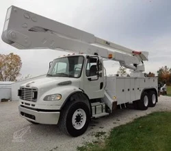 2014 Altec A72T MOUNTED ON 2014 FREIGHTLINER BUSINESS CLASS M2 106