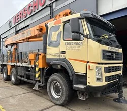 2003 Manitex 30100 MOUNTED ON 2003 TERBERG FM1850