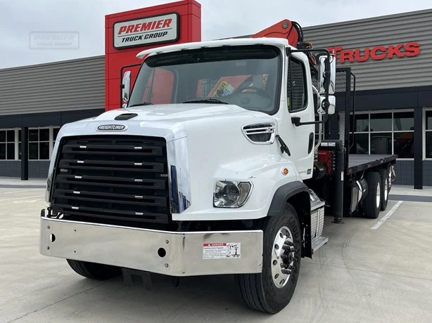 2018 Palfinger PK23500 MOUNTED ON 2018 FREIGHTLINER 114SD