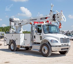 2024 Terex COMMANDER 4047 MOUNTED ON 2024 FREIGHTLINER BUSINESS CLASS M2 106 PLUS