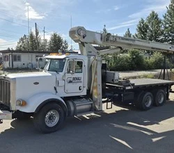 2012 National 1195 MOUNTED ON 2012 PETERBILT 367