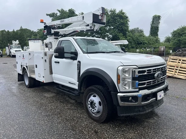 2024 Versalift SST40EIH-02 MOUNTED ON 2024 FORD F550