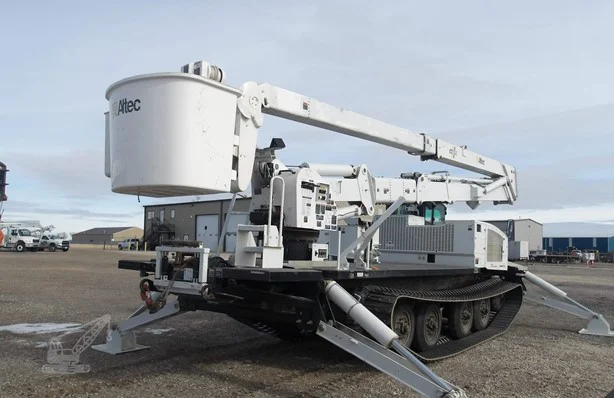 2020 Altec AH100A MOUNTED ON 2019 PRINOTH PANTHER T16