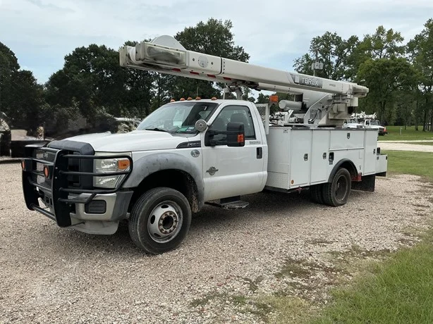 2015 Terex SC42 MOUNTED ON 2016 FORD F550