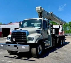 2026 National 800D MOUNTED ON 2026 FREIGHTLINER 114SD Boom Truck Cranes for Sale