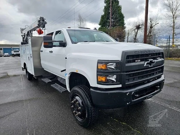 2022 Sti 6000 MOUNTED ON 2022 CHEVROLET SILVERADO 5500HD