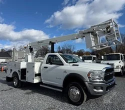 2022 Posi-Plus 700-40 MOUNTED ON 2022 RAM 5500 HD Bucket Trucks / Service Trucks for Sale