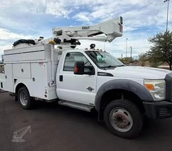 2014 Versalift ET25N MOUNTED ON 2014 FORD F550