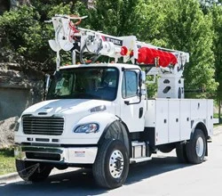 2026 Terex COMMANDER 4047 MOUNTED ON 2027 FREIGHTLINER BUSINESS CLASS M2 106