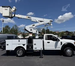 2021 Altec AT41M MOUNTED ON 2021 FORD F550
