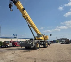2007 Grove RT9130E