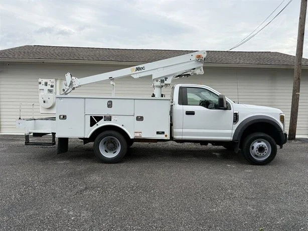 2019 Altec AT200A MOUNTED ON 2019 FORD F450 SD