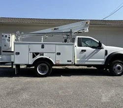 2019 Altec AT200A MOUNTED ON 2019 FORD F450 XL