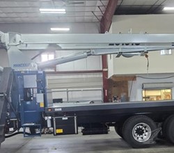 2023 Manitex 26101C MOUNTED ON 2023 FREIGHTLINER 114SD