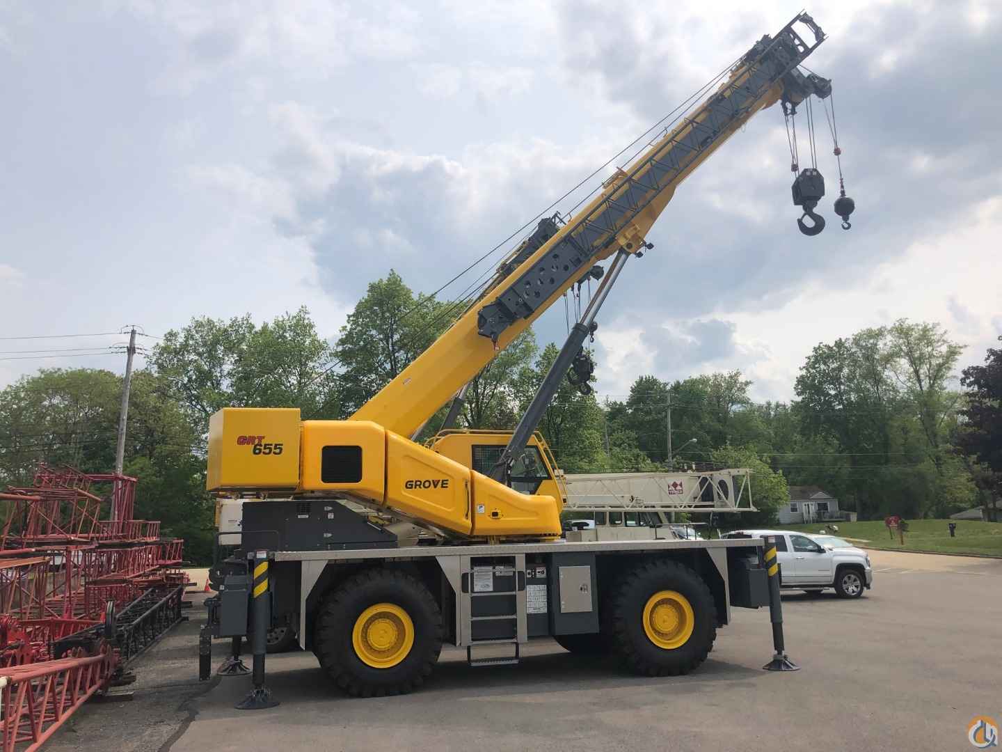 2023 Grove GRT655