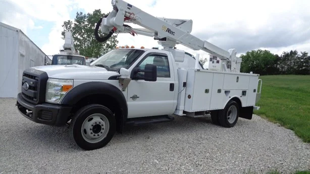 2012 Altec AT37G MOUNTED ON 2012 FORD F550