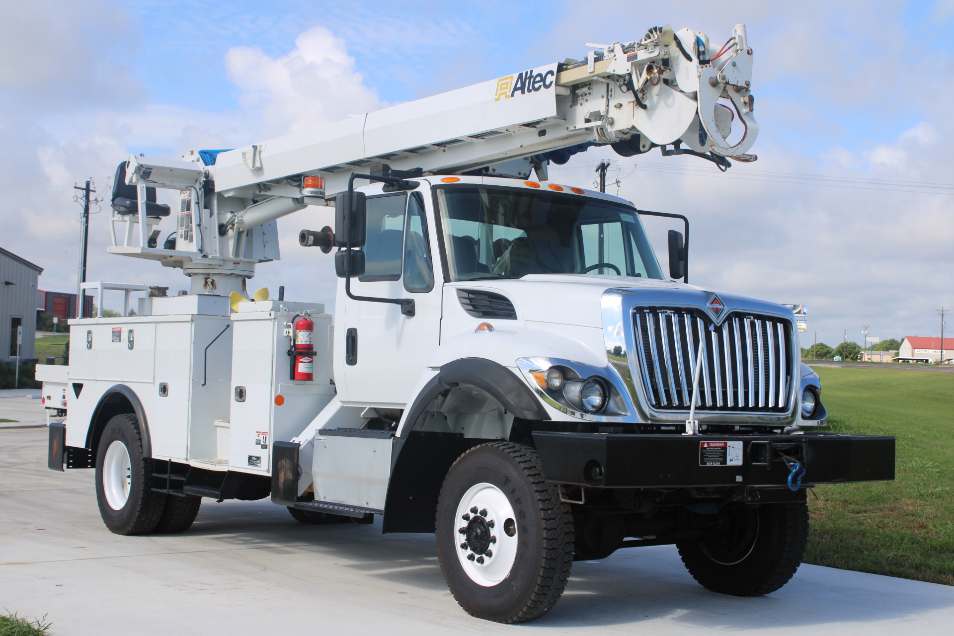 2017 Altec DM47B-TR