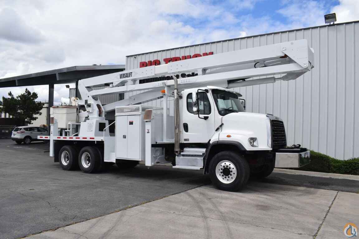 2013 Versalift VST-9000-MHI