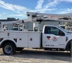 2018 Versalift SST40EIH-01 MOUNTED ON 2019 FORD F550