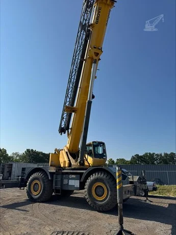 2008 Grove RT890E