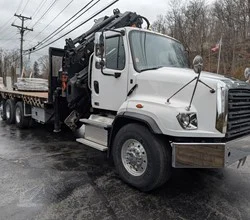 2018 Hiab XS322E-4 HIPRO MOUNTED ON 2018 FREIGHTLINER 114SD