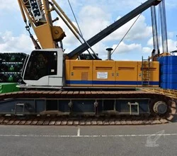 2001 Liebherr LR1140