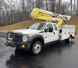 2015 Terex HI RANGER HR37M MOUNTED ON 2015 FORD F550 SD