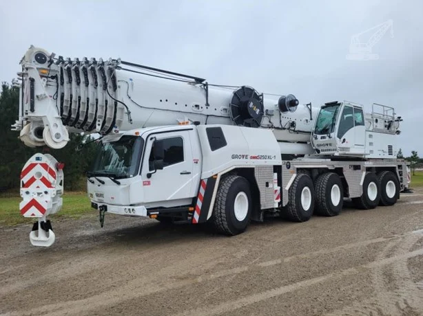 2023 Grove GMK5250XL-1