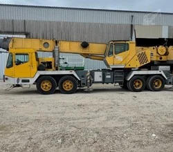 2000 Grove TMS640