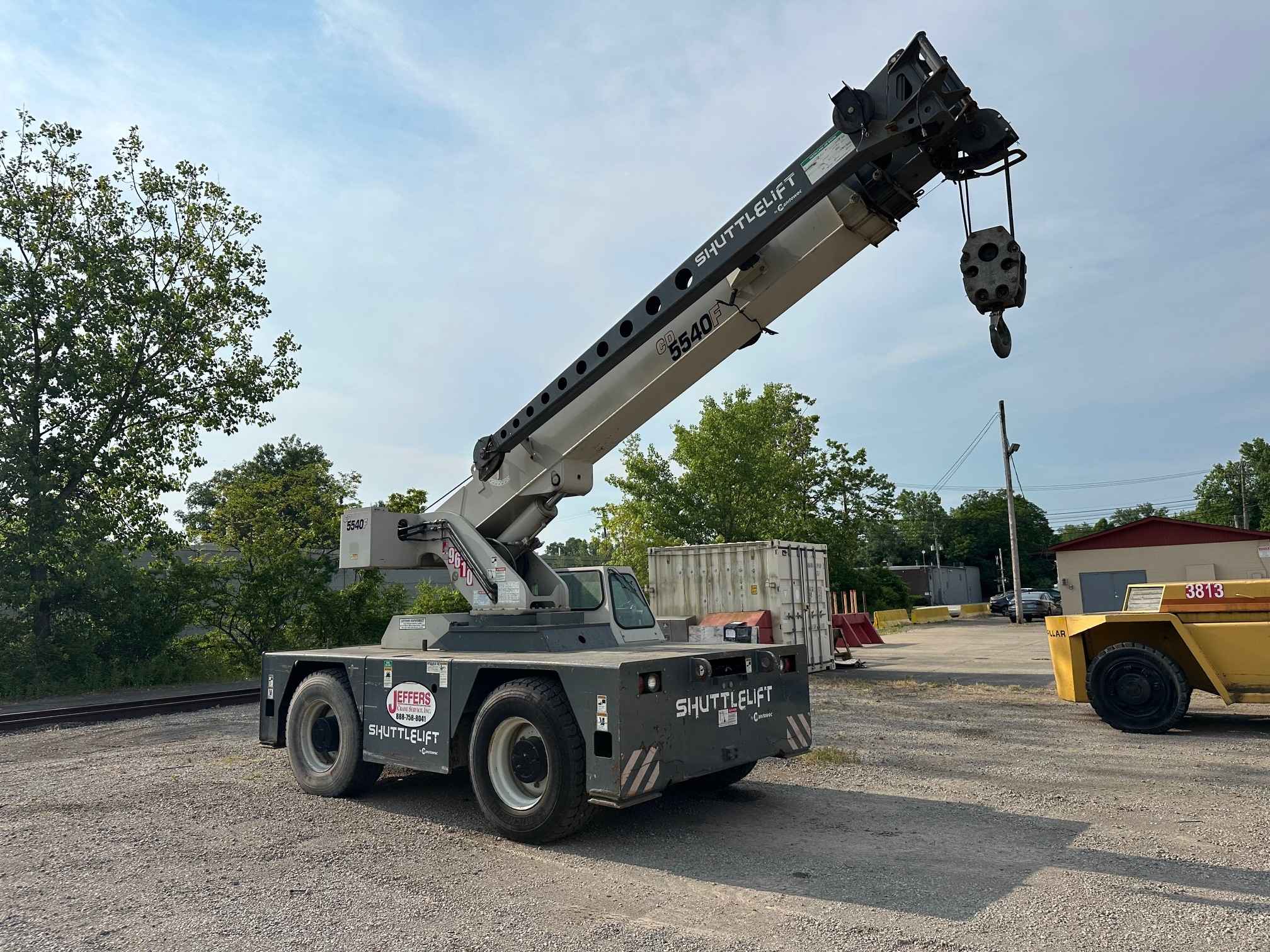 2012 Shuttlelift 5540F