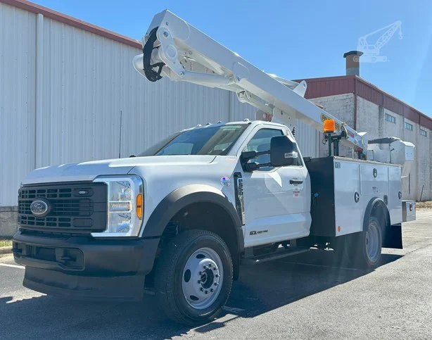 2024 Palfinger ETC40IH MOUNTED ON 2024 FORD F550 XL