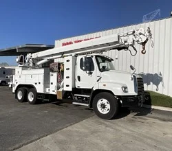 2016 Altec D4065BTR MOUNTED ON 2016 FREIGHTLINER 114SD