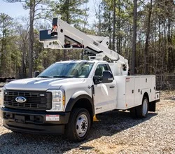2026 Versalift SST40EIH MOUNTED ON 2026 FORD F550