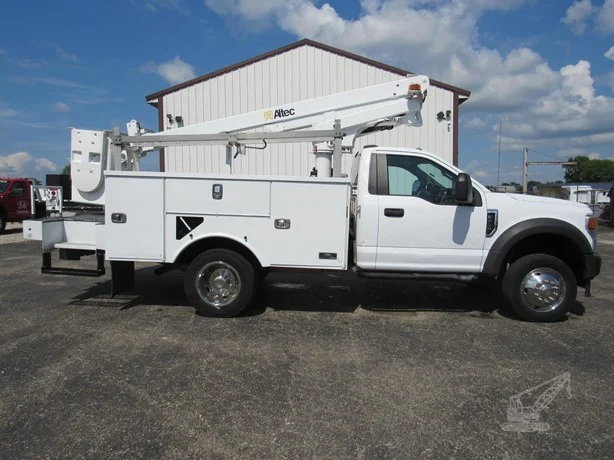 2021 Altec AT200A MOUNTED ON 2021 FORD F450