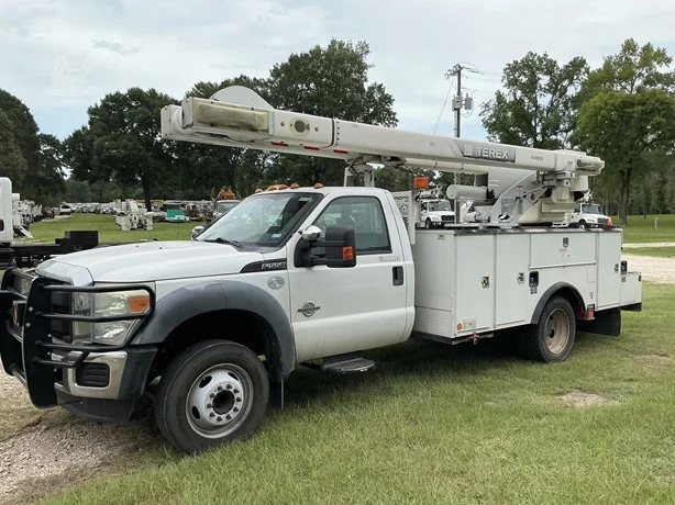 2015 Terex SC42 MOUNTED ON 2016 FORD F550