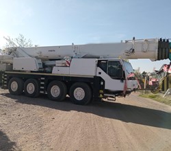 2000 Liebherr LTM1060-2
