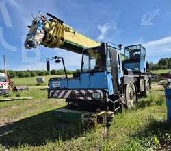 1989 Liebherr LTM1025