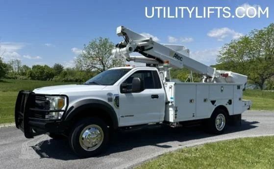 2017 Altec AT41M MOUNTED ON 2017 FORD F550