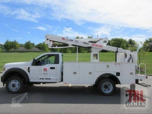 2019 Versalift SST40EIH MOUNTED ON 2019 RAM 5500 HD
