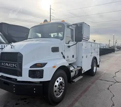 2025 Stellar 7261 MOUNTED ON 2025 MACK MD6
