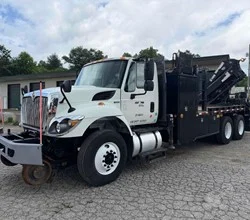 2014 Hiab XS211EP-3 DUO MOUNTED ON 2015 INTERNATIONAL WORKSTAR 7400