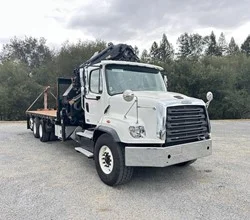 2014 Hiab XS322E-5 HIPRO MOUNTED ON 2015 FREIGHTLINER 114SD