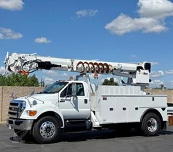 2012 Altec DM47BTR MOUNTED ON 2012 FORD F750