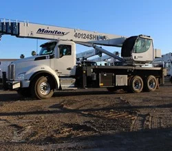2027 Manitex 40124SHL MOUNTED ON 2027 KENWORTH T880
