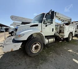 2001 Altec AA755L MOUNTED ON 2001 FORD F750 SD