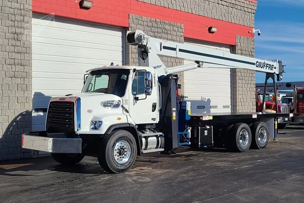 2027 Manitex 26101C MOUNTED ON 2026 FREIGHTLINER 108SD PLUS