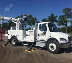 2024 Terex COMMANDER 4047 MOUNTED ON 2023 FREIGHTLINER BUSINESS CLASS M2 106