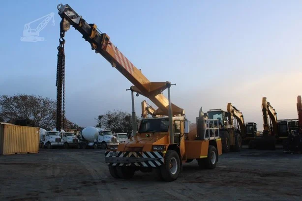 2008 Terex AT15