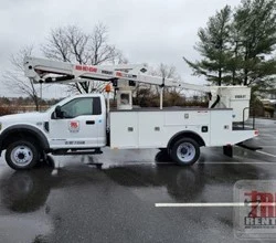 2019 Versalift SST40EIH MOUNTED ON 2019 FORD F550